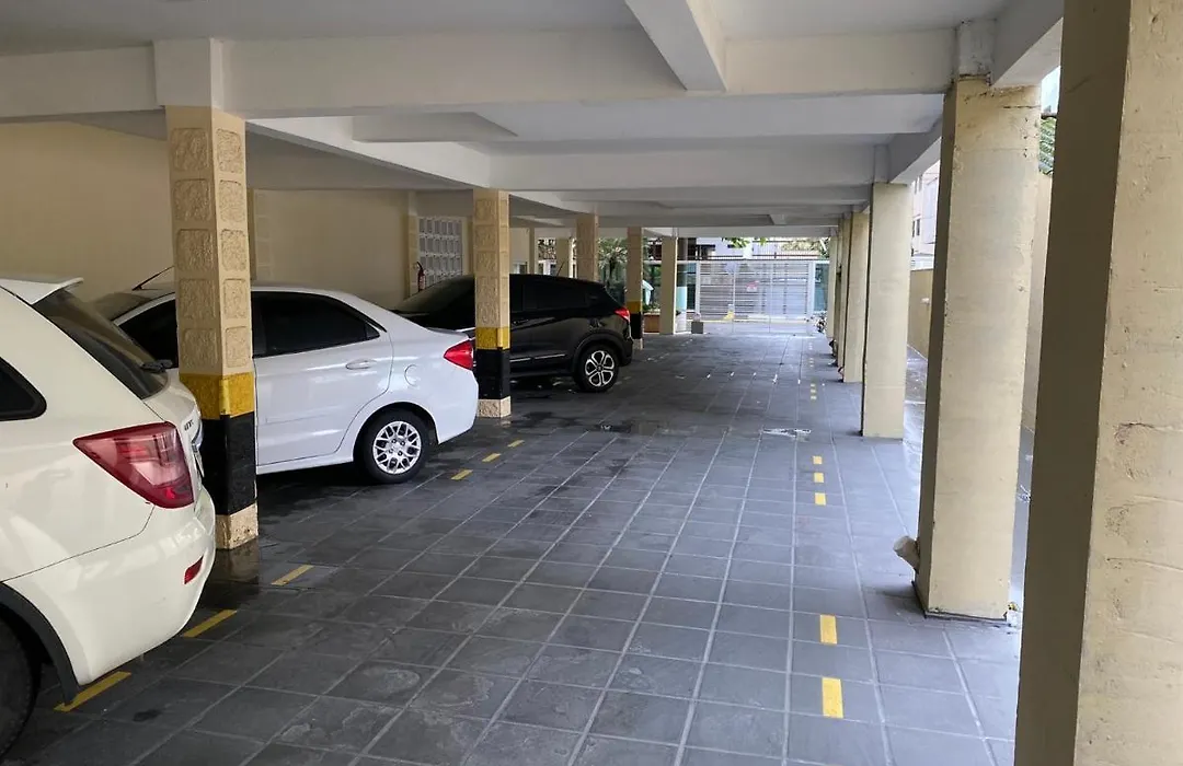 Apartamento 100 metros da praia das Astúrias-1