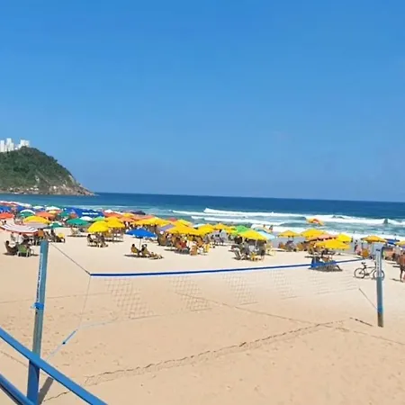Apartamento 100 metros da praia das Astúrias-3